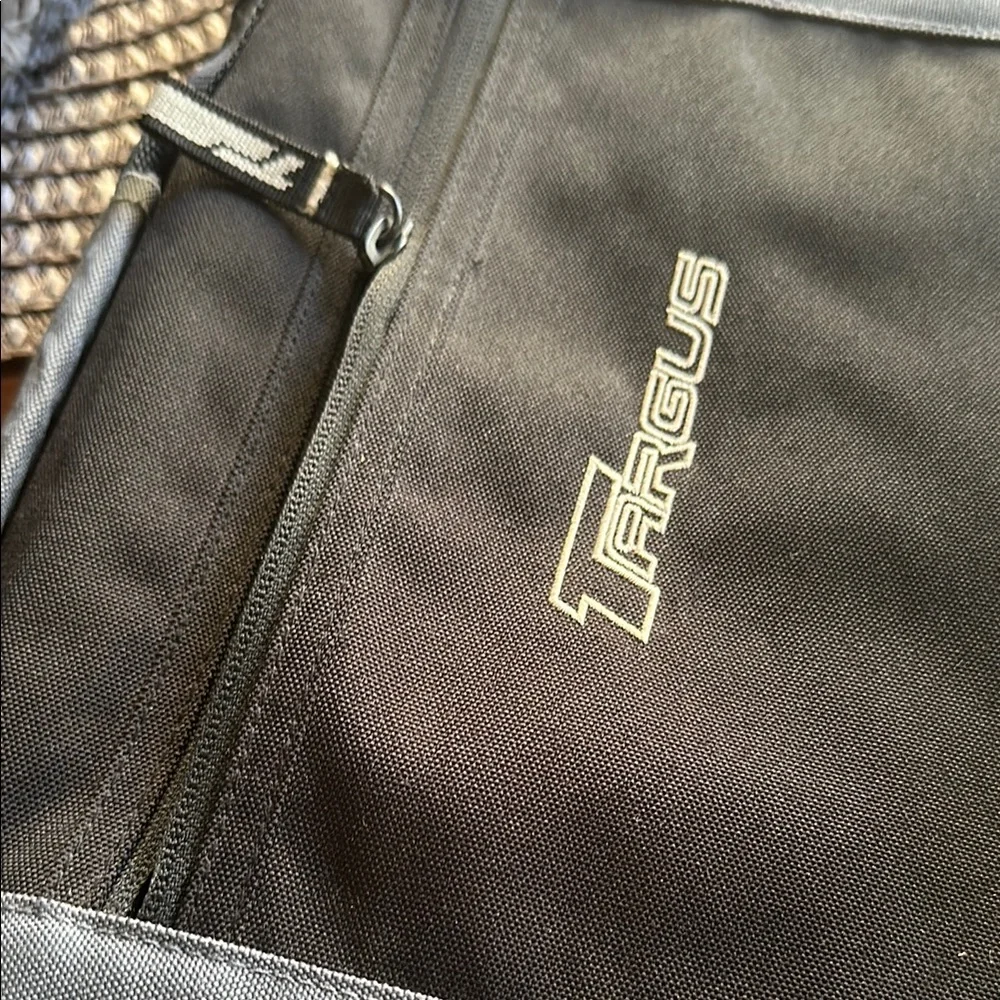Targus Black and Gray unisex Messenger Bag with Adjustable Strap